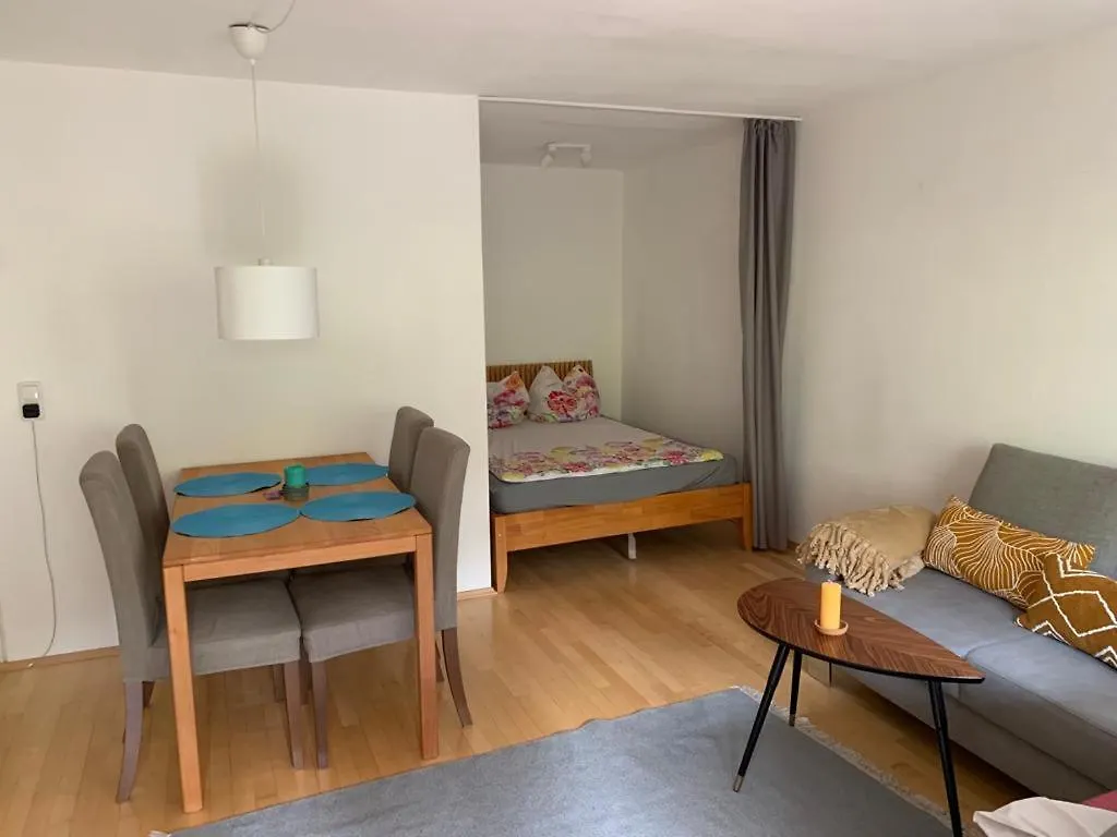Muenchen Giesing - Moeblierte Ferienwohnung 0*, Monachium Niemcy